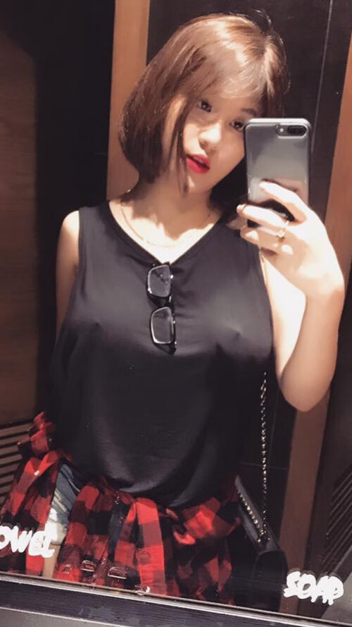 足球场馆智能安检系统上线，提升安全保障，智能足球场设备采购