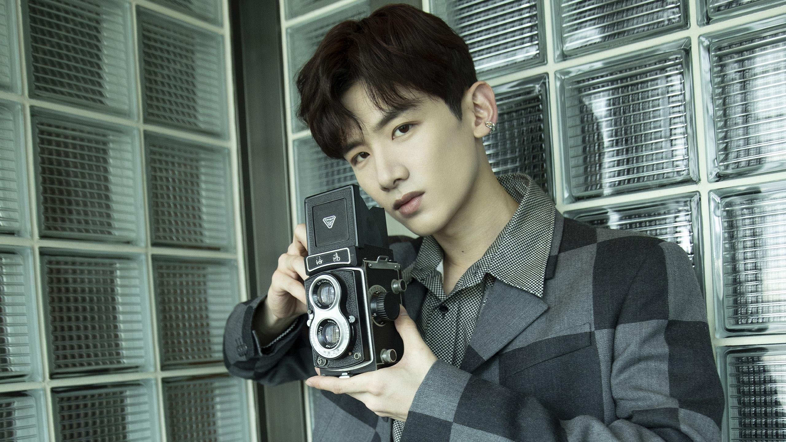 中国网球新星张之臻晋级法网第二轮,历史性突破,张之臻首轮