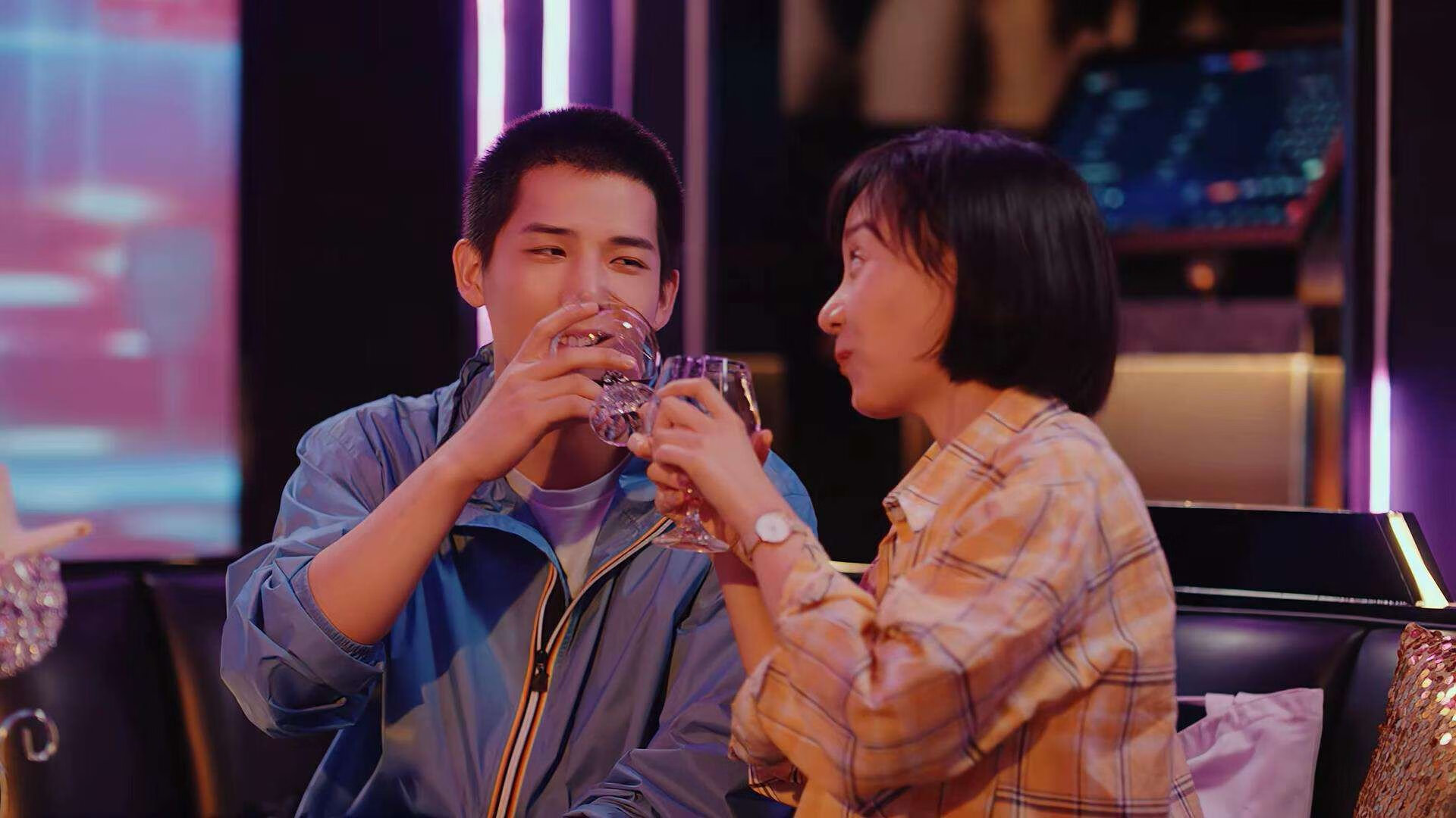 kaiyun体育综合-普拉提课程引入智能设备，提升训练效果，普拉提器械教学