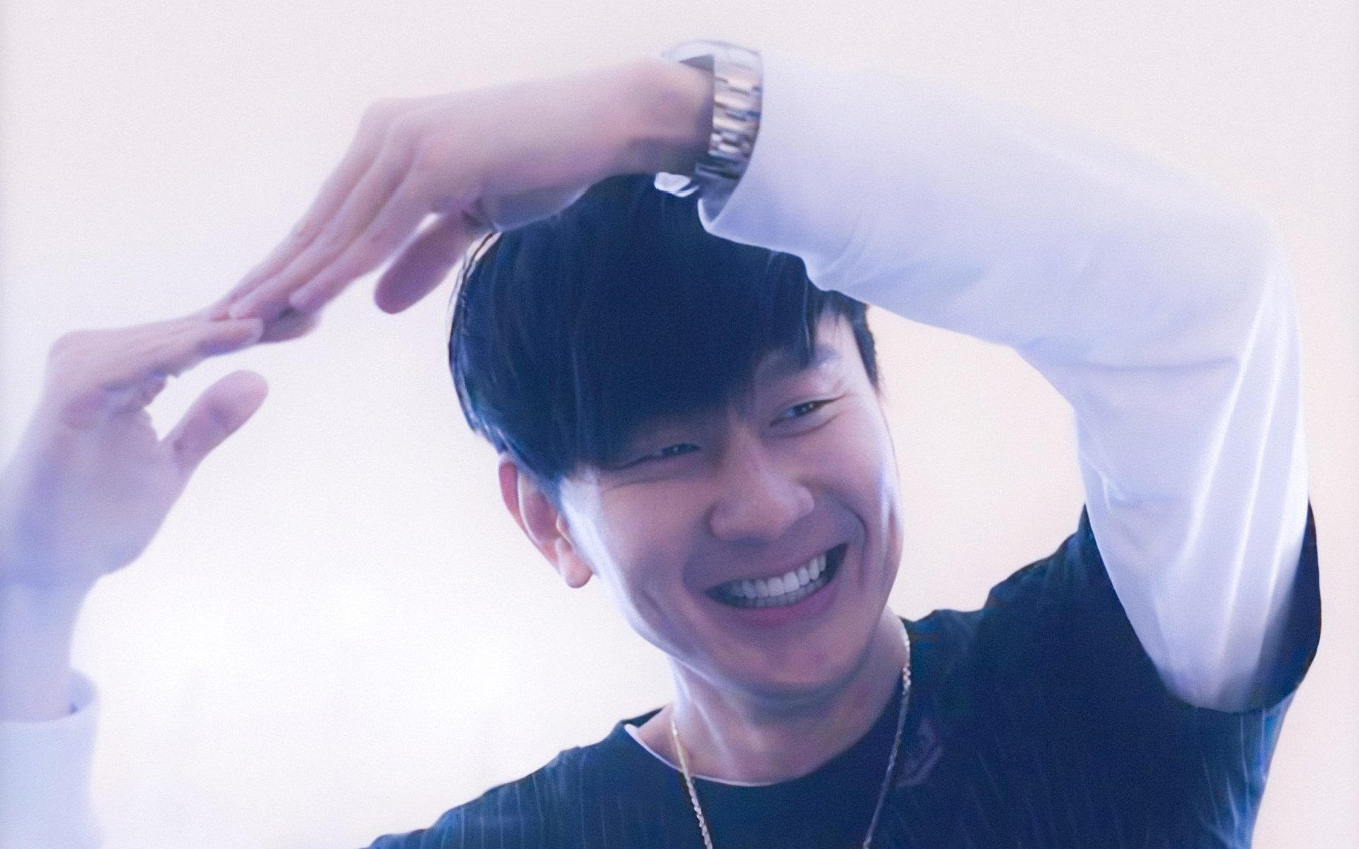 梅西助攻帽子戏法,巴萨主场轻松获胜,梅西首秀巴萨球衣