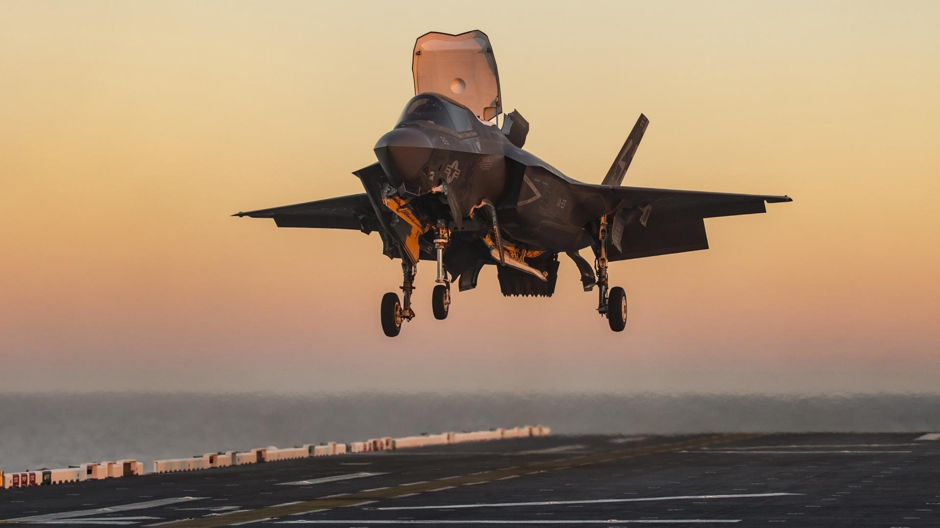 热火险胜步行者巴特勒稳定发挥,巴特勒40分热火胜雄