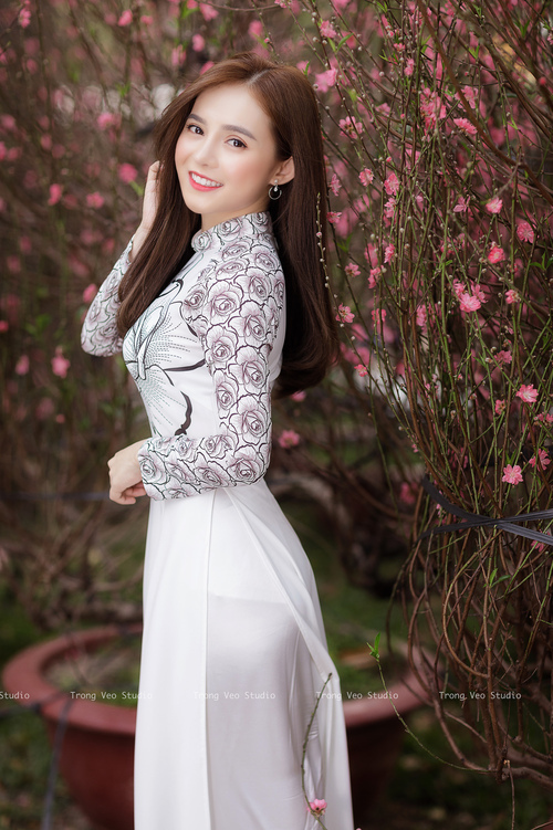 篮球运动员专项技能动作的生物力学动态分析,篮球运动员力量训练计划表