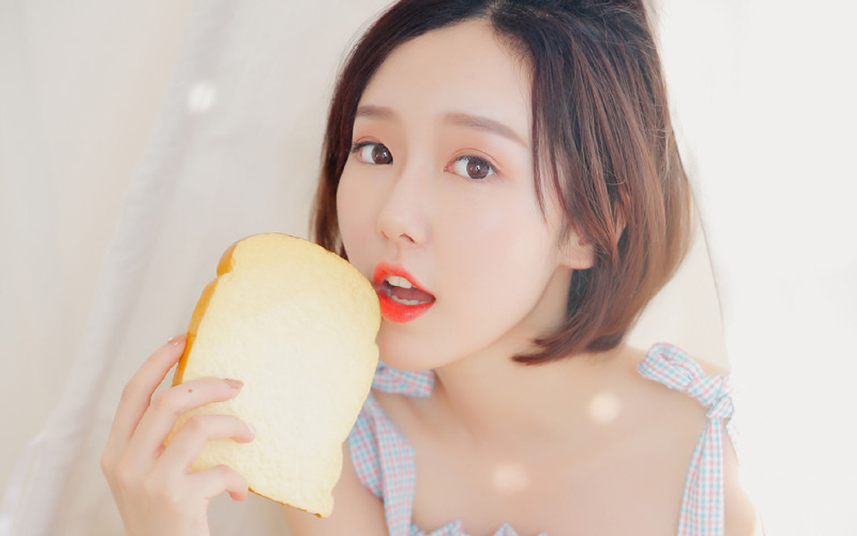 拜仁人盯人+区域混合防守成功遏制博卡进攻,拜仁 humanrace